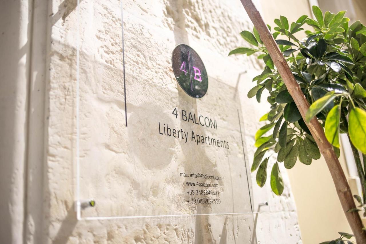 4 Balconi Liberty Apartments เลชเช ภายนอก รูปภาพ