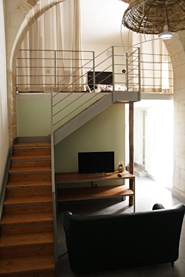 4 Balconi Liberty Apartments เลชเช ภายนอก รูปภาพ
